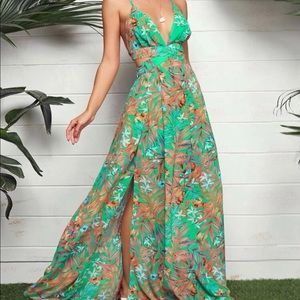 Plunging Neck Crisscross Tie Back Split Tropical Print Maxi Dress